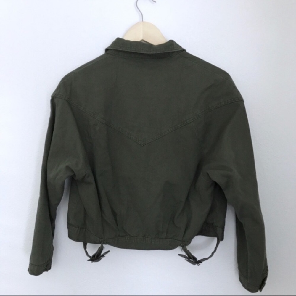 Brandy Melville Isabelle olive green jacket - Picture 3 of 5